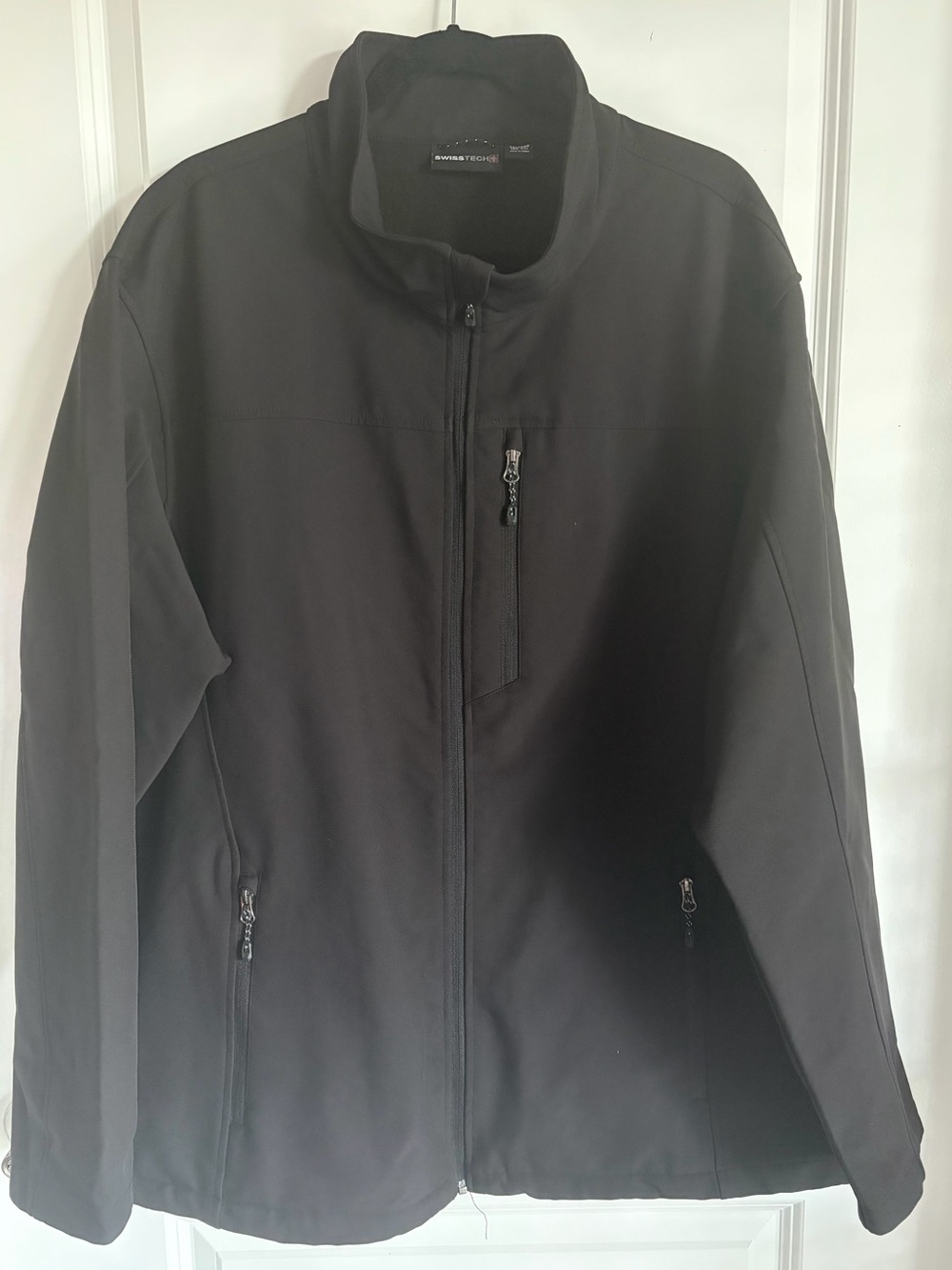 Men's Black SwissTech Soft-shell Jacket